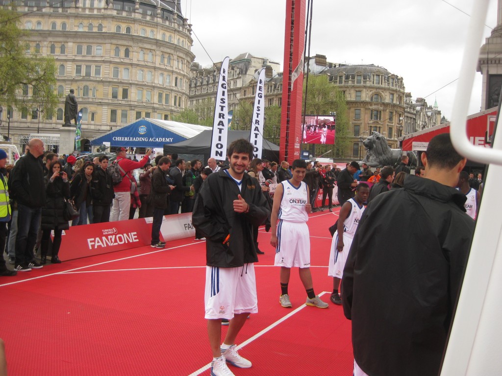 Ricky Rubio fue una de las estrellas invitadas para promocionar el evento.